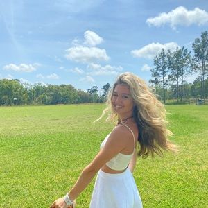 Meet your Posher, Grace